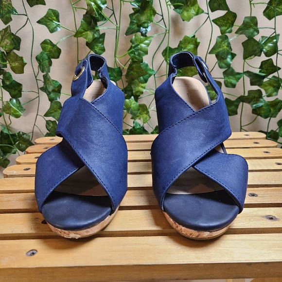 Chelsee Girl Women's Coastal Blue Pleather High Heels Summer Sandals - Picture 2 of 16